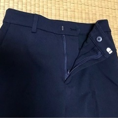 【UNIQLO】テーパードパンツ【まとめて購入でお値引き】の画像
