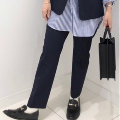 【UNIQLO】テーパードパンツ【まとめて購入でお値引き】の画像