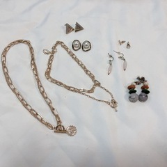 ピアス ネックレス