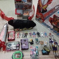 仮面ライダーセイバー変身ベルトの画像