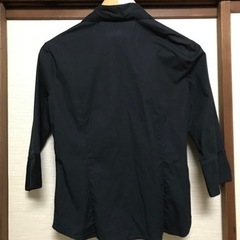 【コスプレなど】無地・七分丈・黒シャツの画像