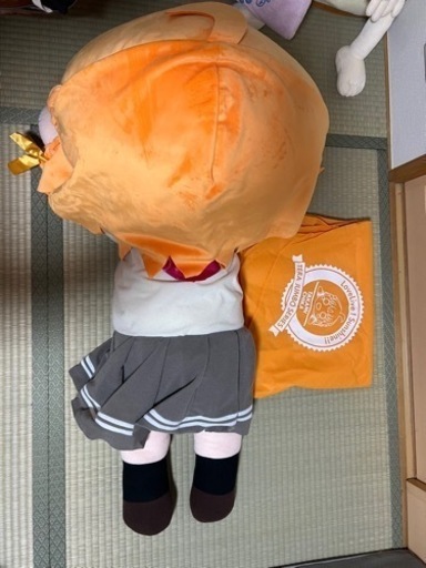 高海千歌　テラジャンボ寝そべり
