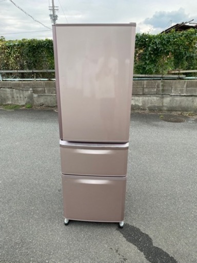 ‍♀️☘️大阪市から阪南市まで配達設置無料‍♀️三菱冷蔵庫３７０L 自動製氷機保証有り