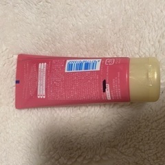 お話し中シーランドピューノ　ハンド&ネイルクリーム　8割くらいの画像