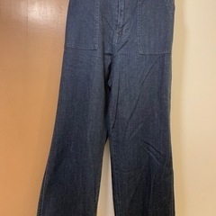 ワイドパンツ　紺　M未使用品