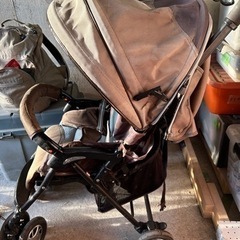 アップリカ　A型ベビーカー　の画像