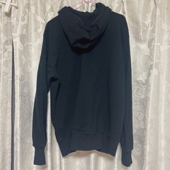 ユニクロ　パーカー　ブラック　スウェットの画像