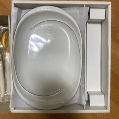 お皿、スプーン、フォークの5個セット