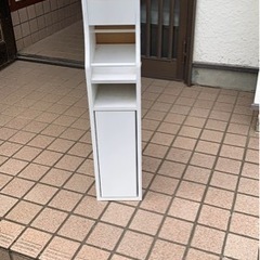 トイレットペーパー　ストック　棚の画像
