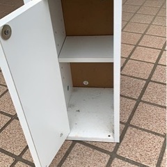 トイレットペーパー　ストック　棚の画像