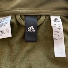 【今週2,000円】『adidasシックなジャージM size』の画像