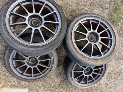 アルファロメオ　ホイール