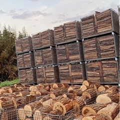 乾燥ナラクヌギ薪の画像