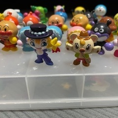 ［お取引き決まりました］アンパンマン他　バスボール　景品の画像