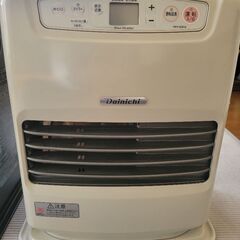 石油ストーブ　小型２つセットの画像