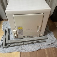 格安出品！Hitachi 乾燥機　洗濯機台付き