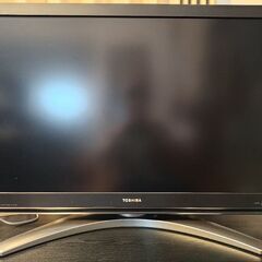 東芝レグザ　42インチ　完動品　希望あればテレビ台も差し上げます