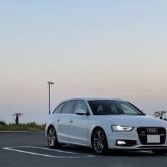 【美車】アウディ A4アバント 2.0 TFSI クワトロ Sラインパッケージ 4WDの画像