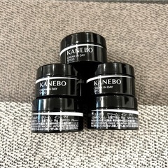Kaneboカネボウ クリーム イン デイ（日中用クリーム・化粧下地）8g×5個=40gの画像