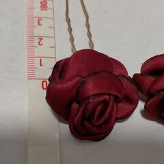 髪留め　ヘアピン３個セットの画像