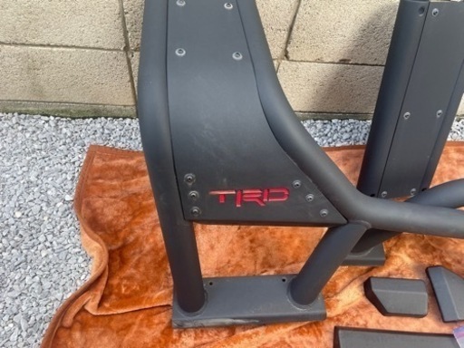 ハイラックス　TRDスポーツバー