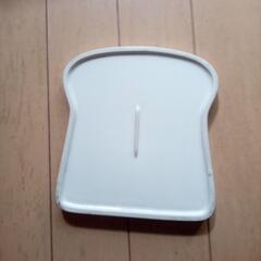 食パン皿の画像