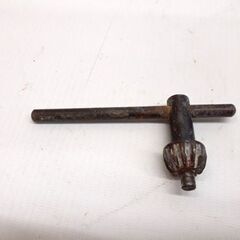 ジャンク扱い マキタ 電動ドリル 6305 13mm コード式 ハンドル付き 電動工具 大工道具 DIY 札幌市 平岸店の画像