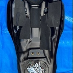 CB400SF NC42 ブラック タンクの画像