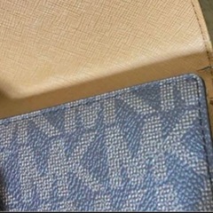 マイケルコース長財布の画像