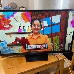 液晶テレビ　32型　2018年　配達込み