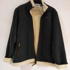 ほぼ新品の裏がボアのジャケット
