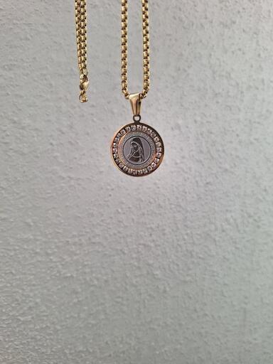 ①欲しいかた譲りますサージカルステンレス