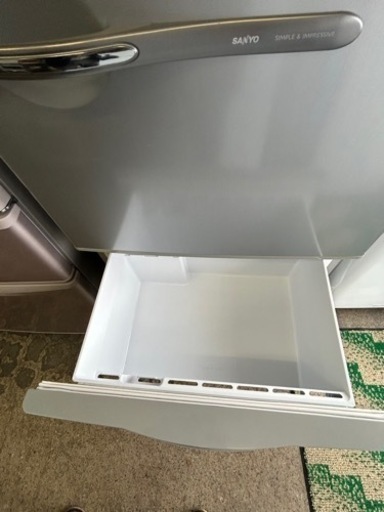 万代店　ノンフロン冷凍冷蔵庫 255L　SANYO 2009年製 SR-261R