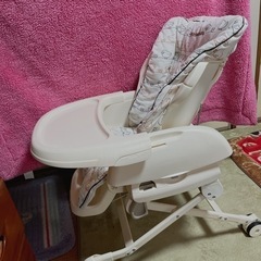 ハイローチェア(ベビーラック)★カバー付き🌈の画像