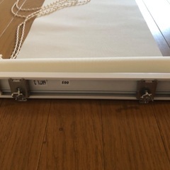 ロールスクリーン小型の画像