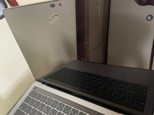 【即決価格希望受付】MacBook Pro 2019 13インチ Core i7 16GB 充放電20回未満　（マウス+付属品）