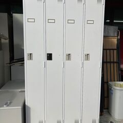 中古　豊國工業　4人ロッカー 4人　ロッカー　4人用ロッカー　鍵...