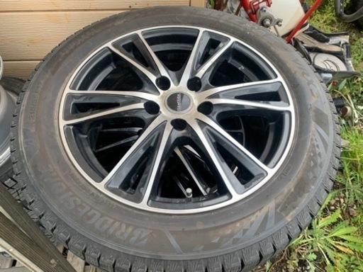 冬タイヤ　BS VRX3 2021年製　215/55/17