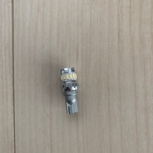 アクアテールランプ　前期　左