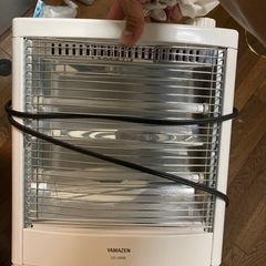 山善　ストーブ　足元暖か