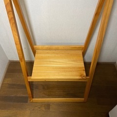 衣類掛け、小物置きとして使えます。の画像