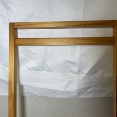 衣類掛け、小物置きとして使えます。の画像