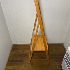 衣類掛け、小物置きとして使えます。の画像
