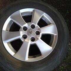 215/60R16スタッドレスタイヤ