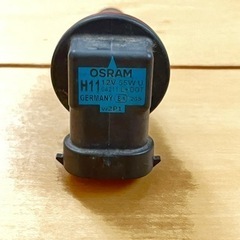 中古 アクア ヘッドライト バルブ 1個のみ H11の画像