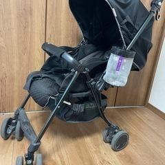 コンビ　ベビーカーの画像