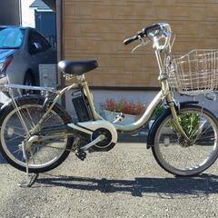 カッシーナ　ドレッサー IXC (イクスシー) MAKE UP メイクアップ ドレッサー ﾎﾜｲﾄｱｯｼｭ