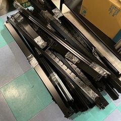 スチールラック部品　※棚はありません