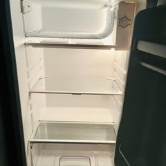 SHARPの冷蔵庫（75L）、お譲り致しますの画像
