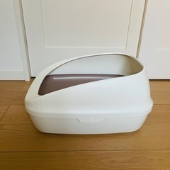 猫　ユニ・チャーム　デオトイレ　ハーフカバー　アイボリー　猫缶付きの画像